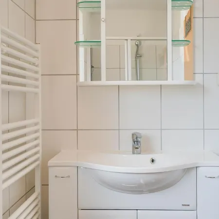 Hasenkamp 1, Haus 4 *